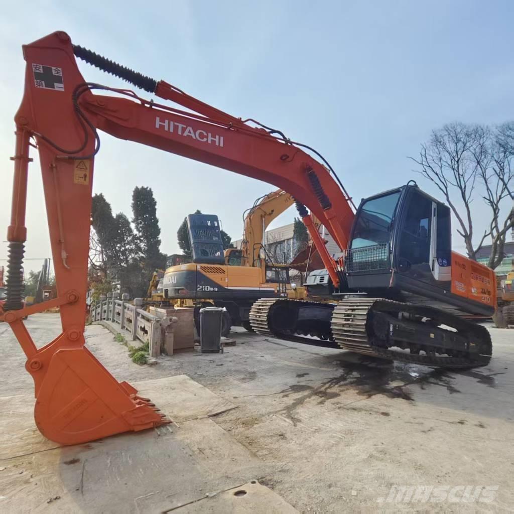 Hitachi ZX 210 Pásová rýpadla