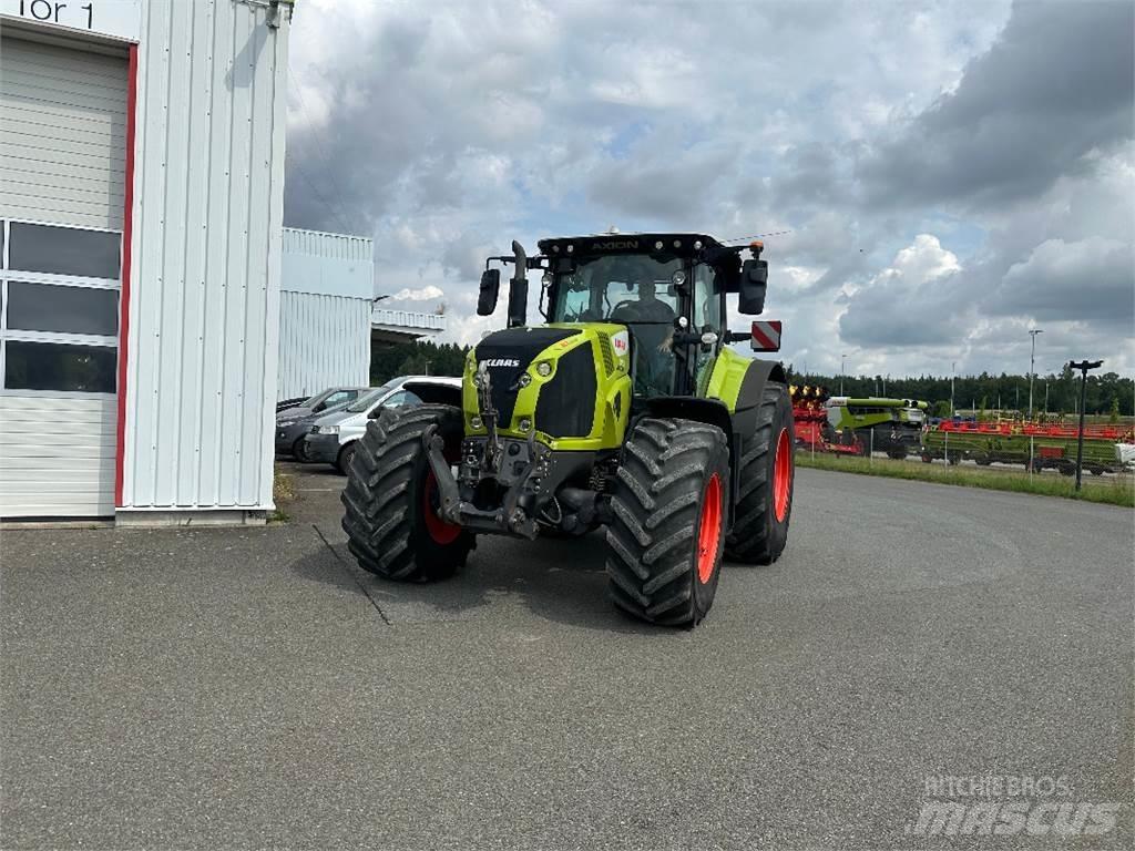 CLAAS Axion 870 Traktory