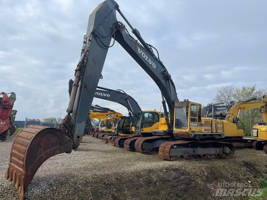 Volvo EC450 Pásová rýpadla