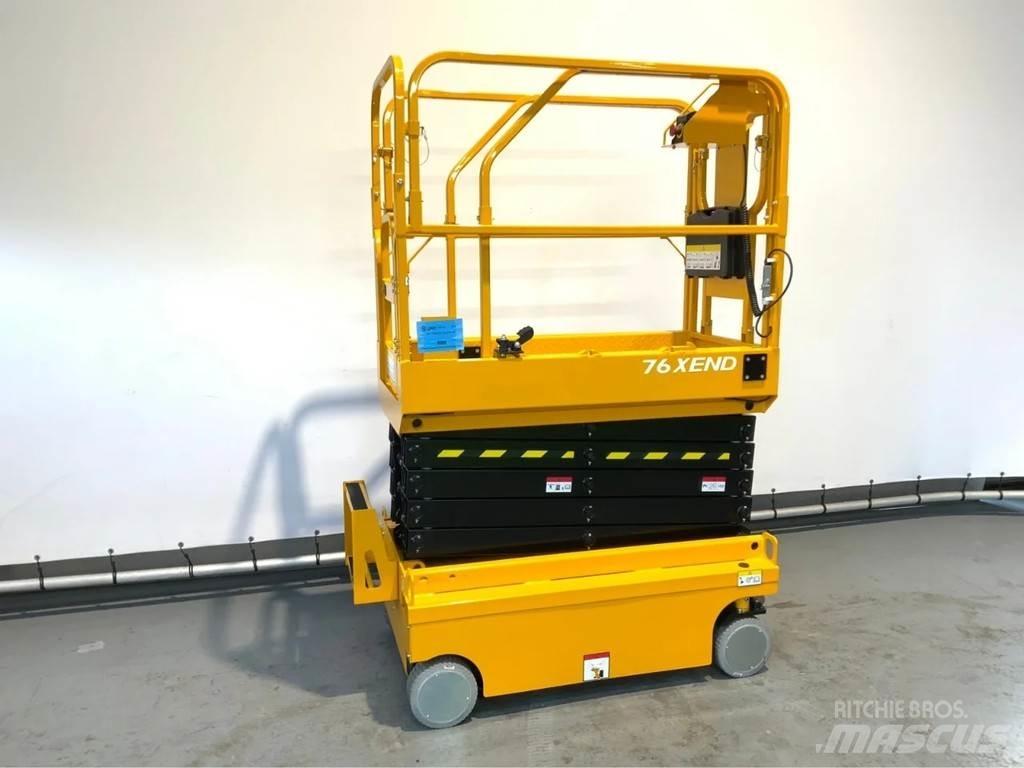 John Deere 76XEND Nůžková zvedací plošina