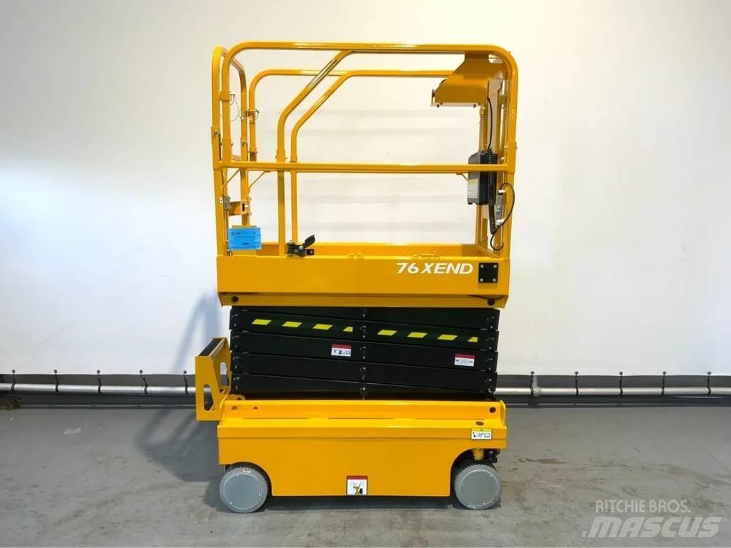 John Deere 76XEND Nůžková zvedací plošina