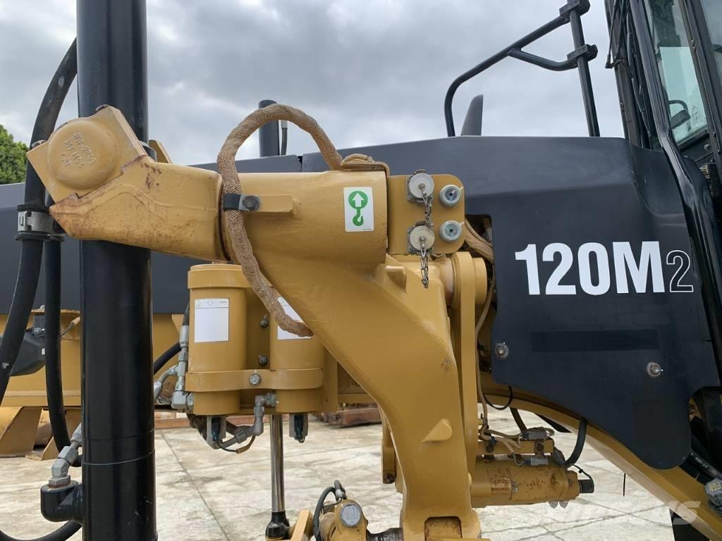 CAT 120 M 2 Grejdry