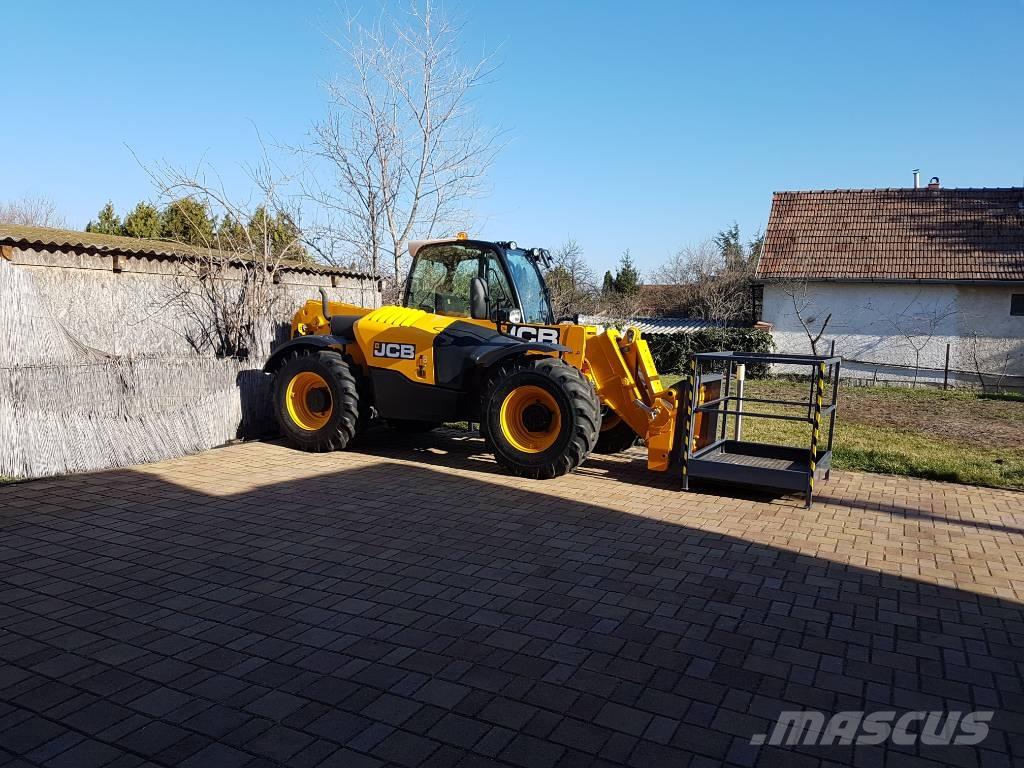 JCB 531-70 Teleskopické manipulátory
