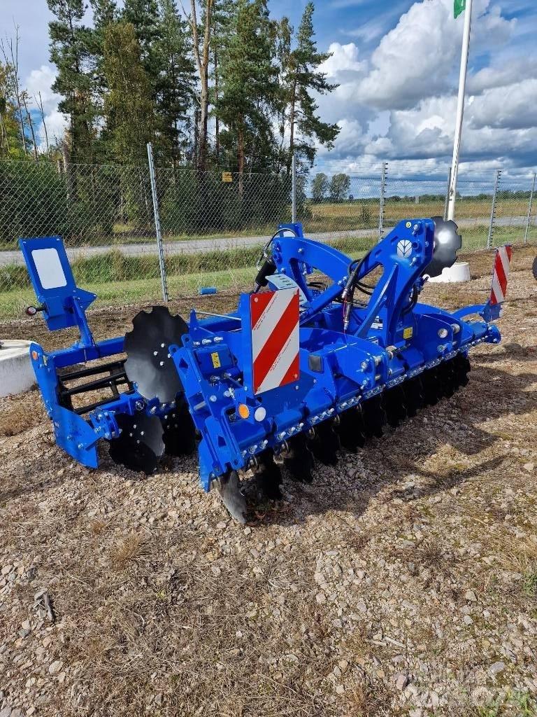 New Holland SDM300R Talířové brány