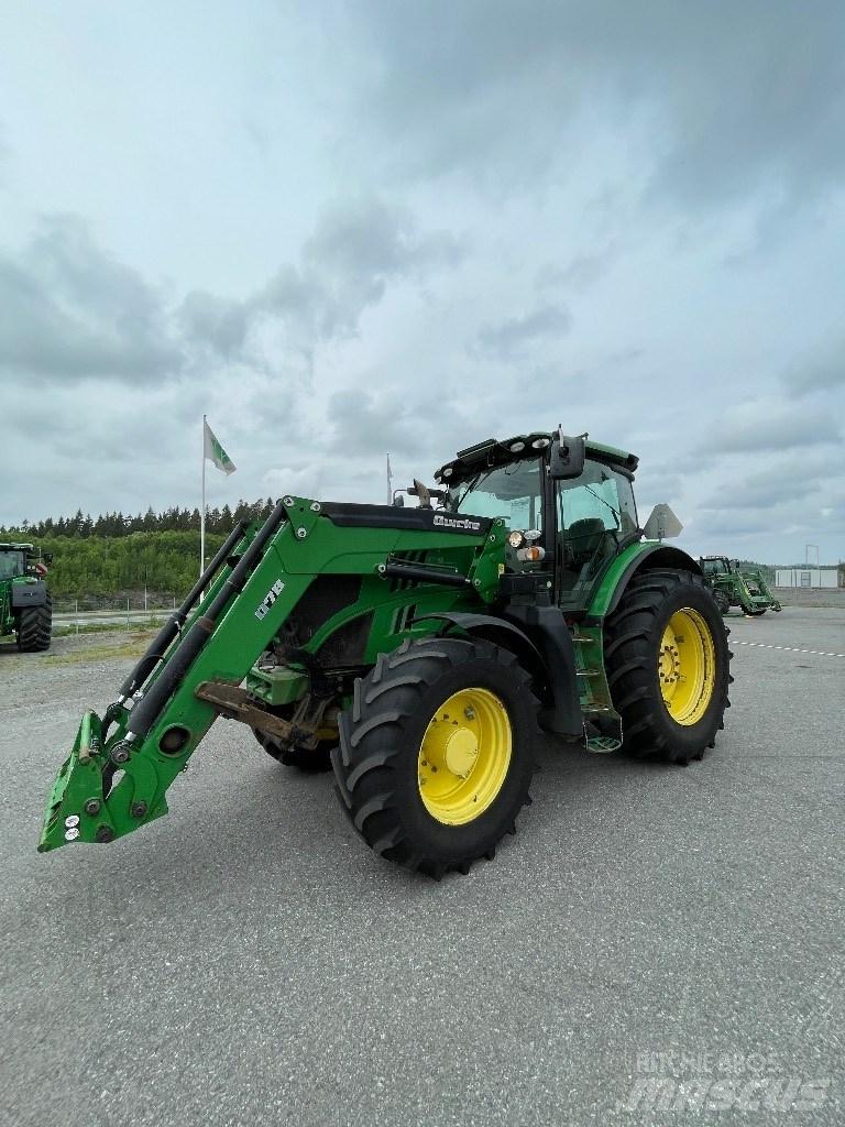 John Deere 6210 R Traktory