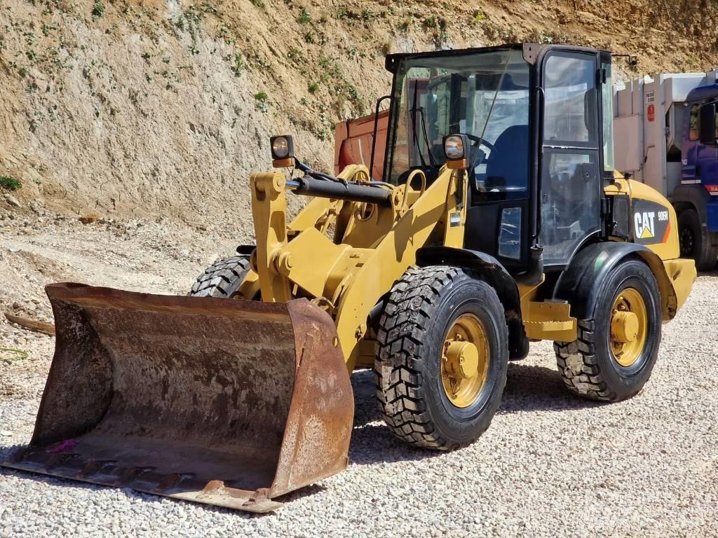 CAT 906 H NEW TIRES Kolové nakladače