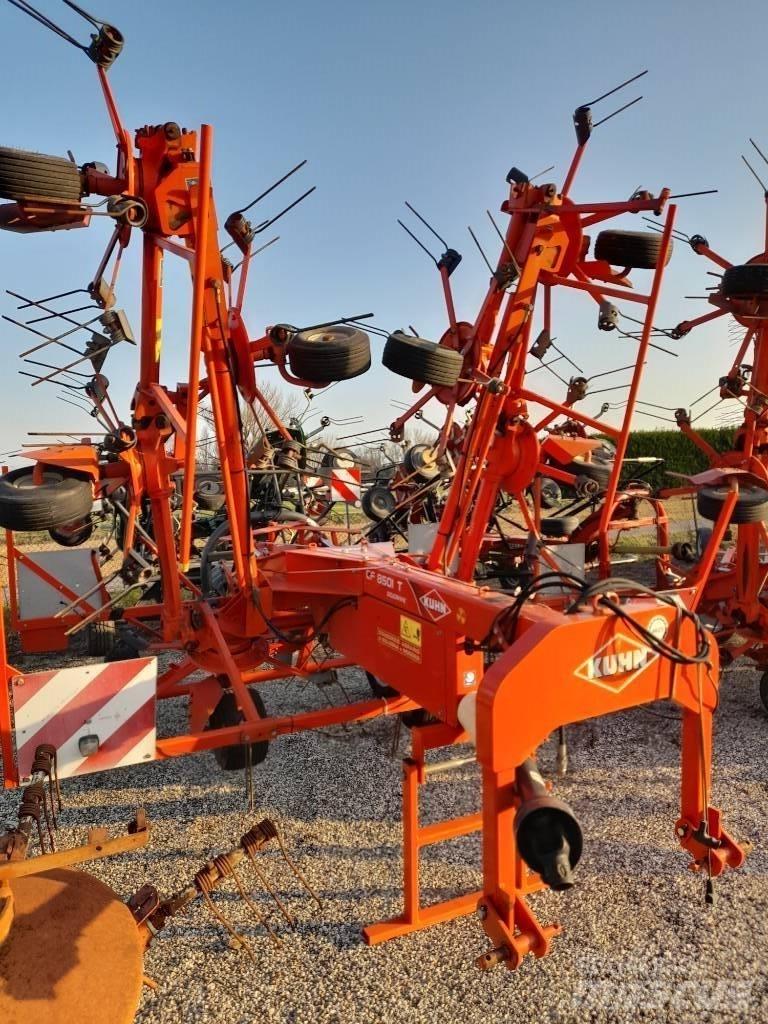 Kuhn GF 8501 T Obraceče a shrabovače sena