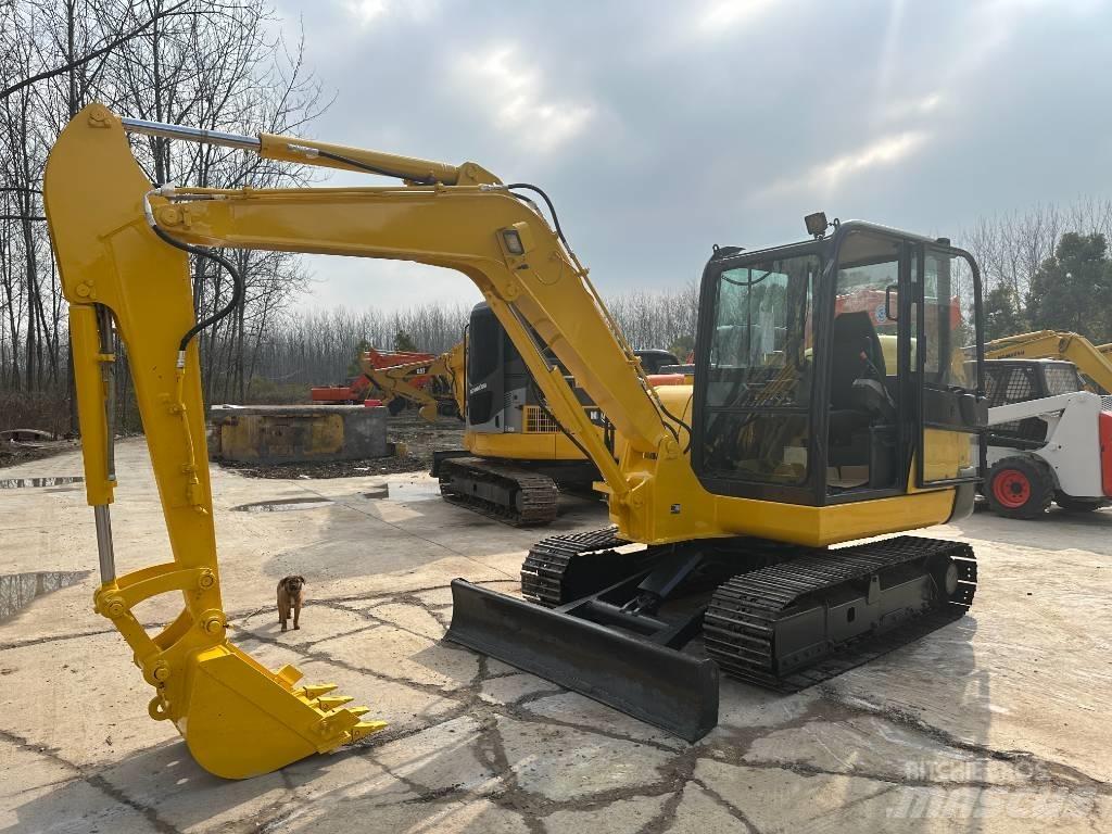 Komatsu PC56 Pásová rýpadla