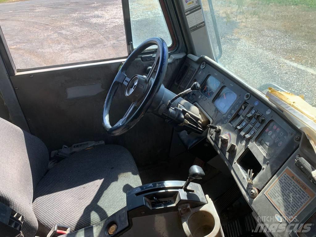 CAT 771 D Pevné dempry