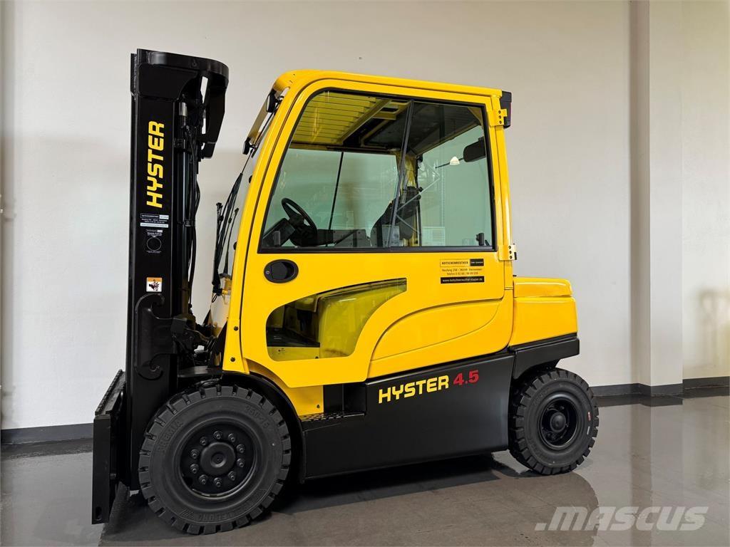 Hyster J4.5XN Akumulátorové vozíky