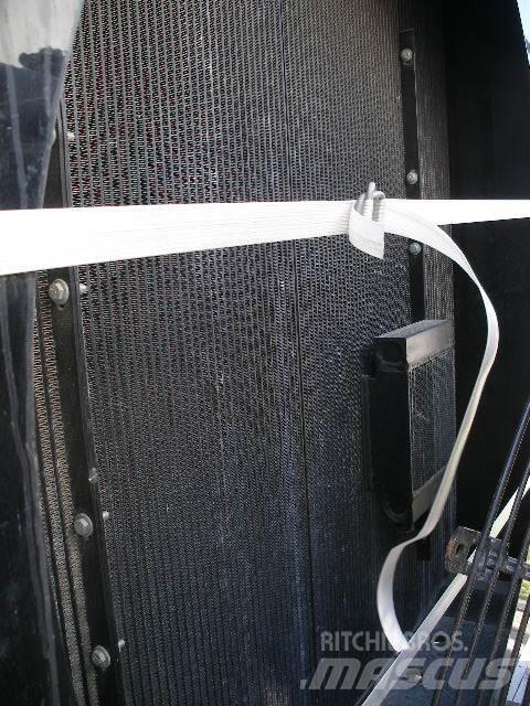 CAT  Radiátory