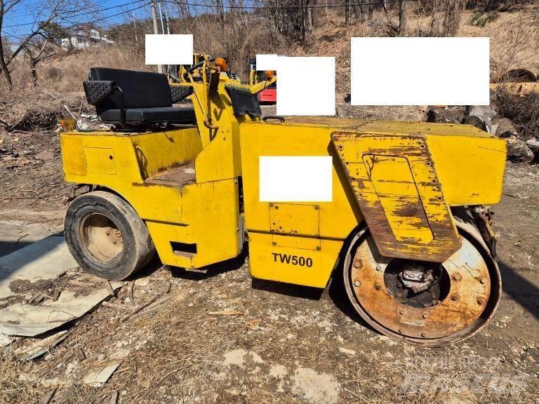 Sakai TW 500 Tandemové válce