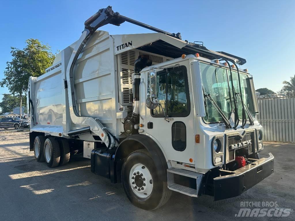 Mack MRU 613 Popelářské vozy