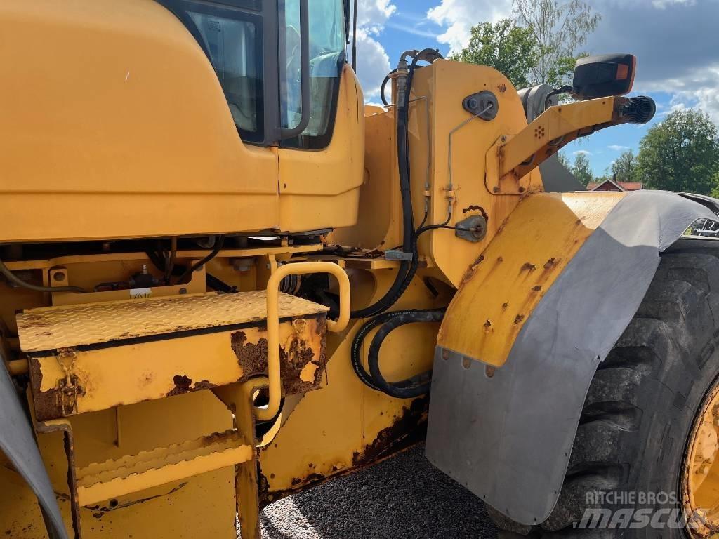 Volvo L 110 F Kolové nakladače