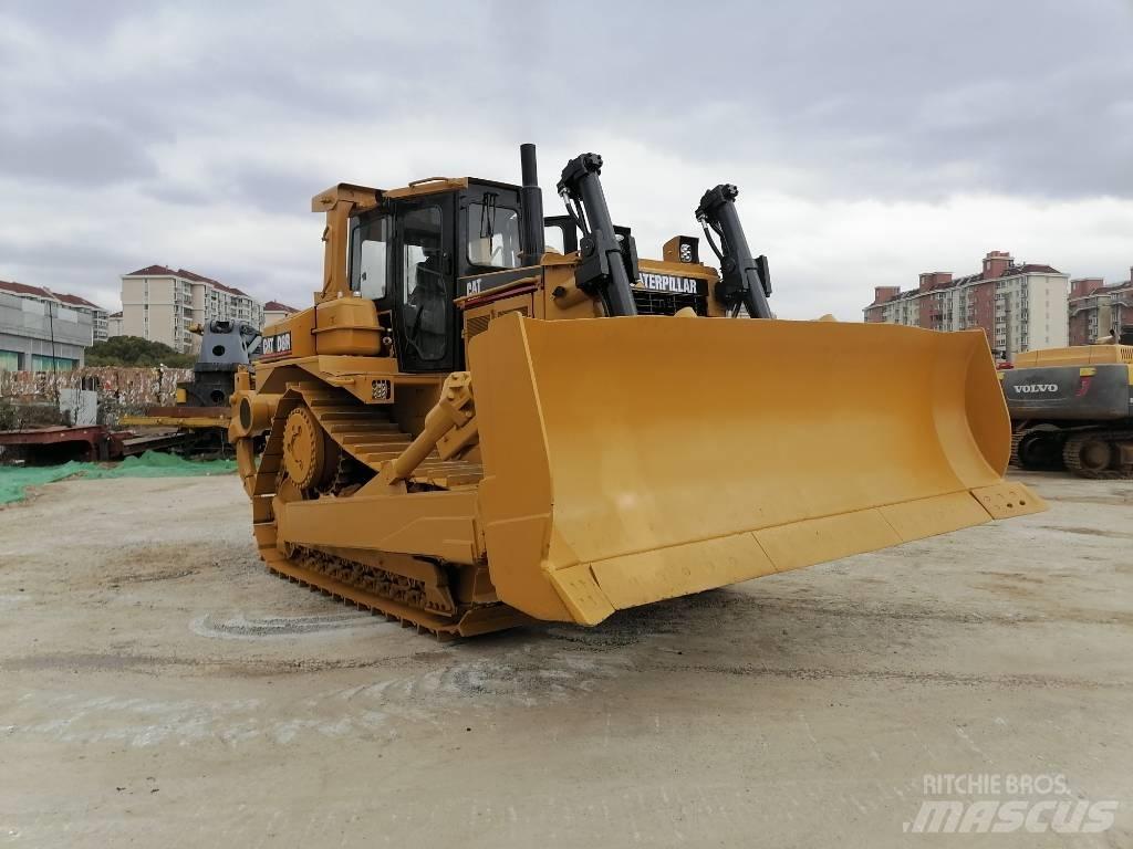 CAT D 8 R Pásové dozery