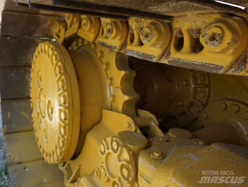 CAT D 6 K 2 LGP Pásové dozery