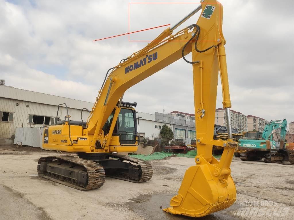 Komatsu PC 200-8 Midi rýpadla 7t - 12t