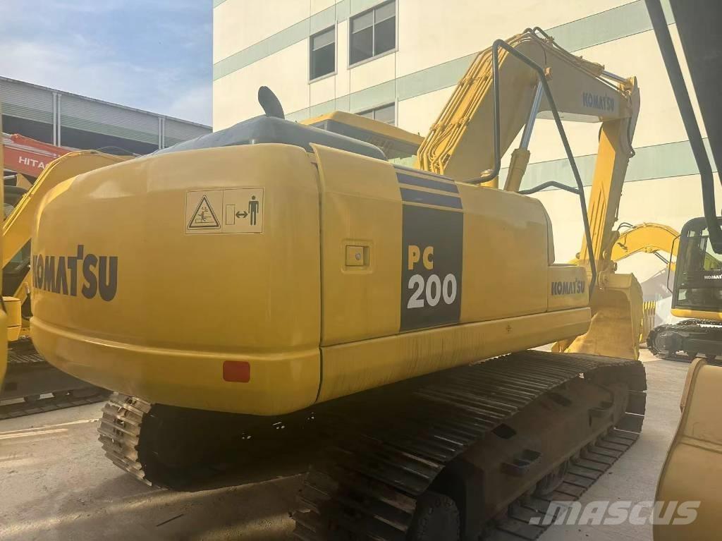 Komatsu PC 200 LC-7 Pásová rýpadla