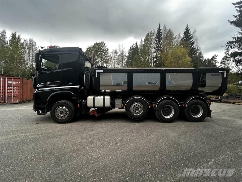 Sisu Polar 625 Komunální / Multi-užitková vozidla