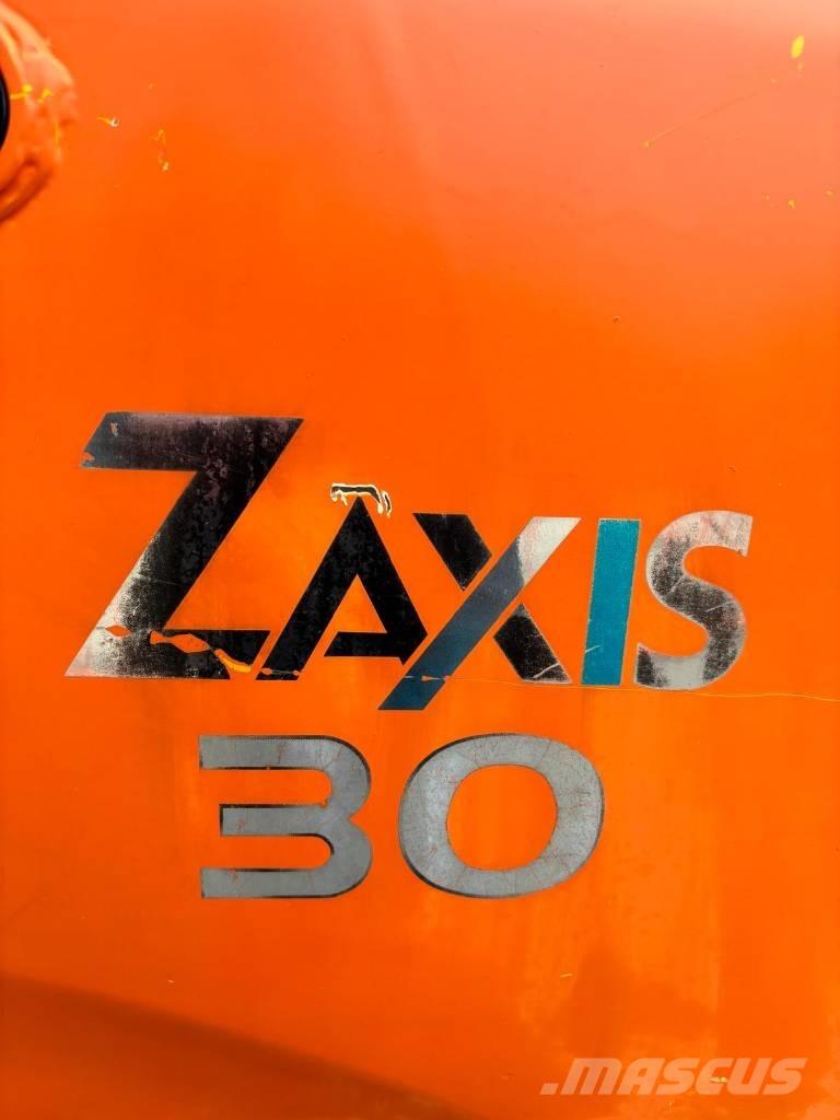 Hitachi ZX 30 Mini rýpadla < 7t