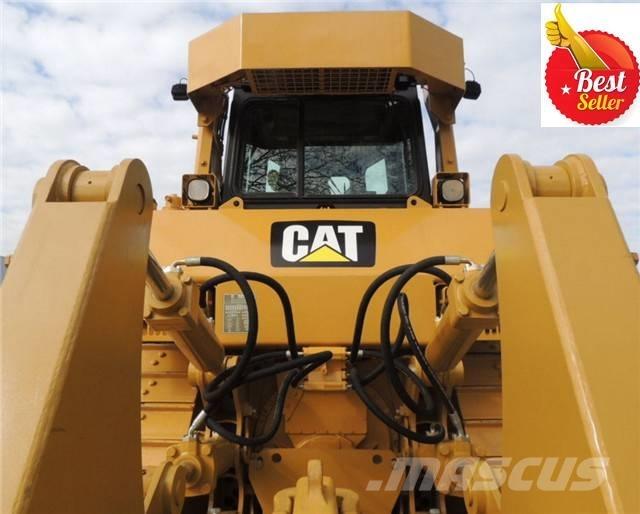CAT D 7 R Pásové dozery