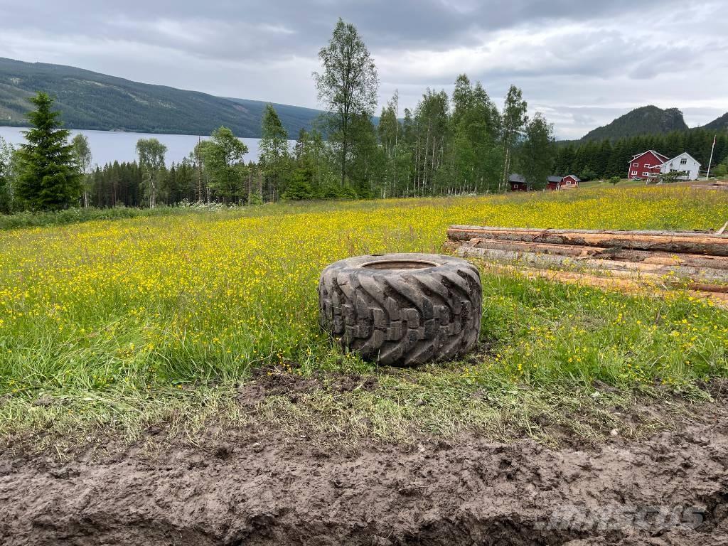 Ponsse BISON AF 8W Vyvážecí traktory