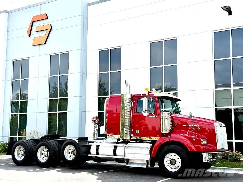 Western Star 4900 SB Tahače