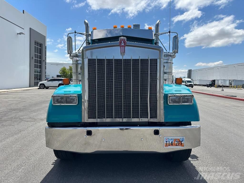 Kenworth W 900 Tahače