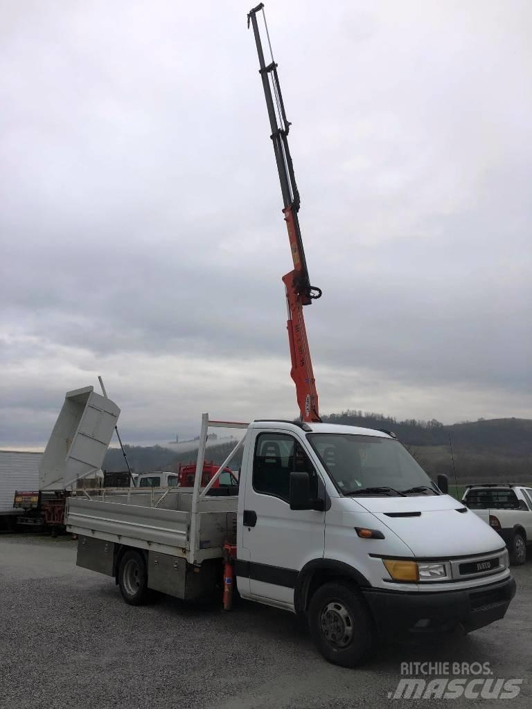 Iveco Daily 35-130 Skříňová nástavba