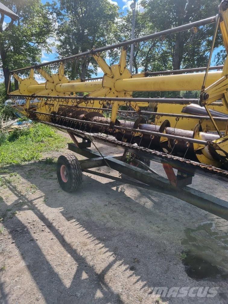 New Holland 8070, 20” Sklízecí mlátičky
