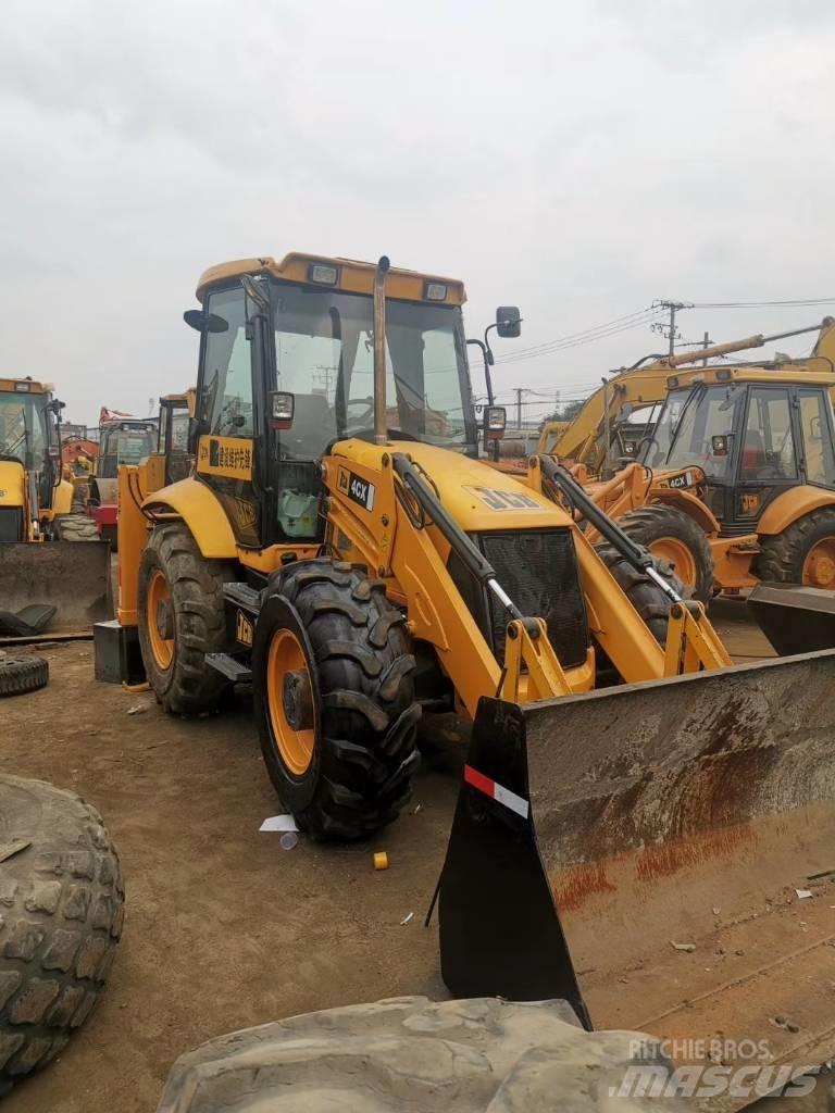 JCB 4 CX Rýpadlo-nakladače