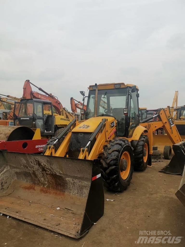 JCB 4 CX Rýpadlo-nakladače