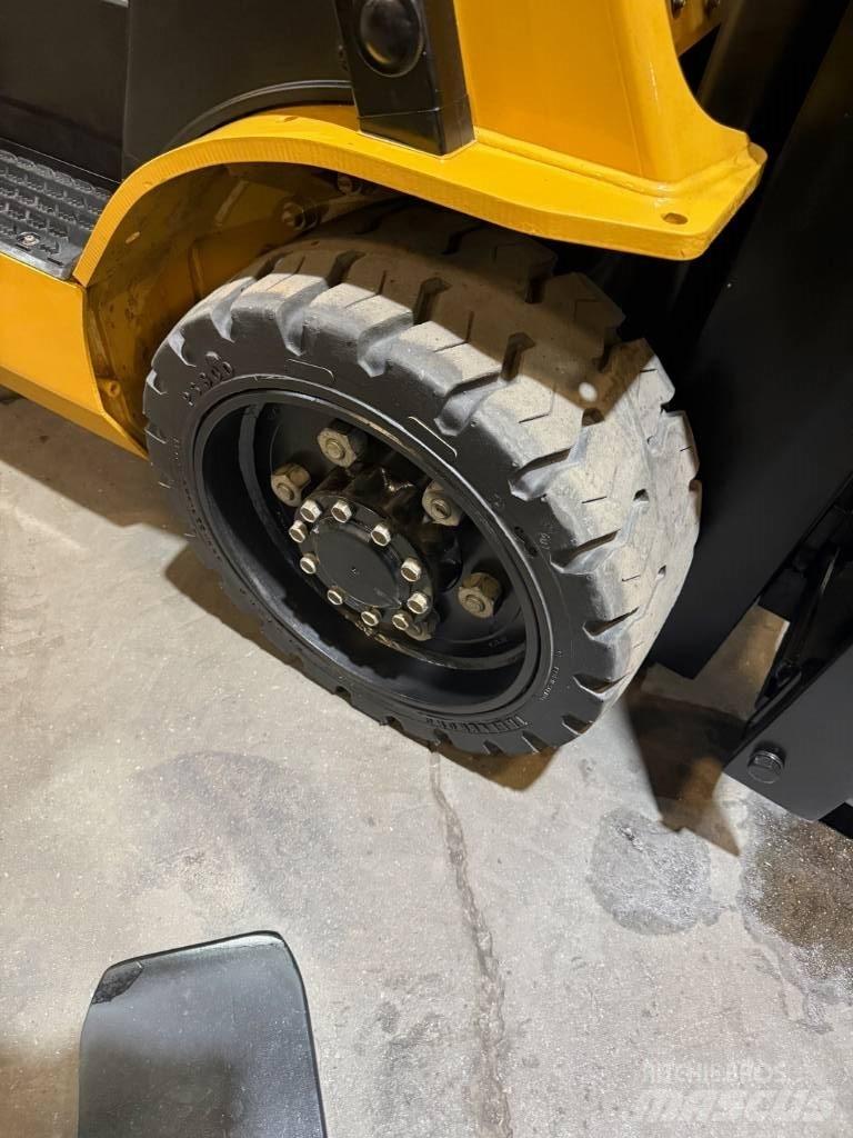 CAT 2C 6000 Další