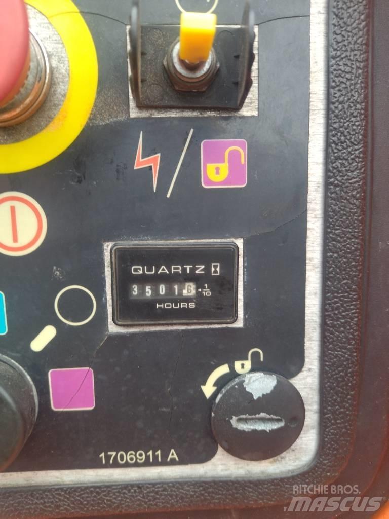 JLG 1350 SJP Teleskopické plošiny