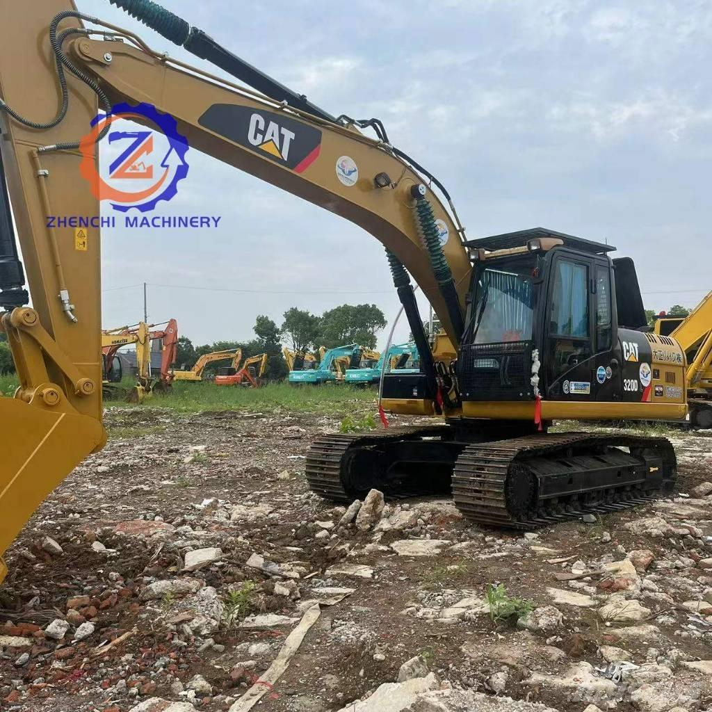CAT 320 D2 Pásová rýpadla