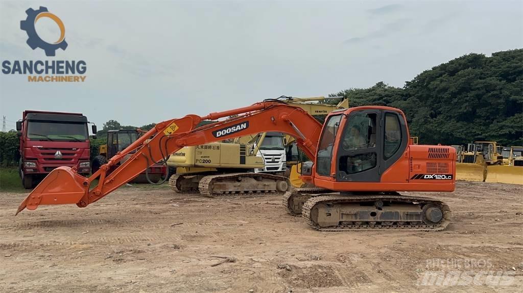 Doosan DX 120 Midi rýpadla 7t - 12t