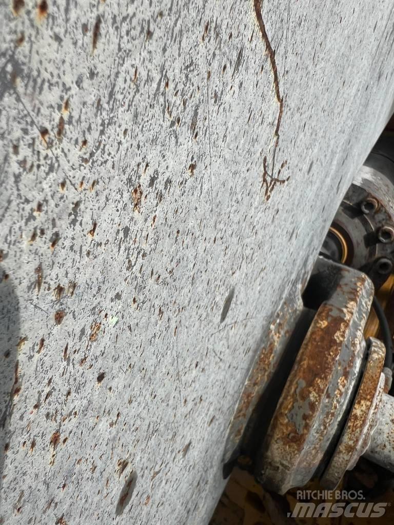 Volvo L 180 C Kolové nakladače