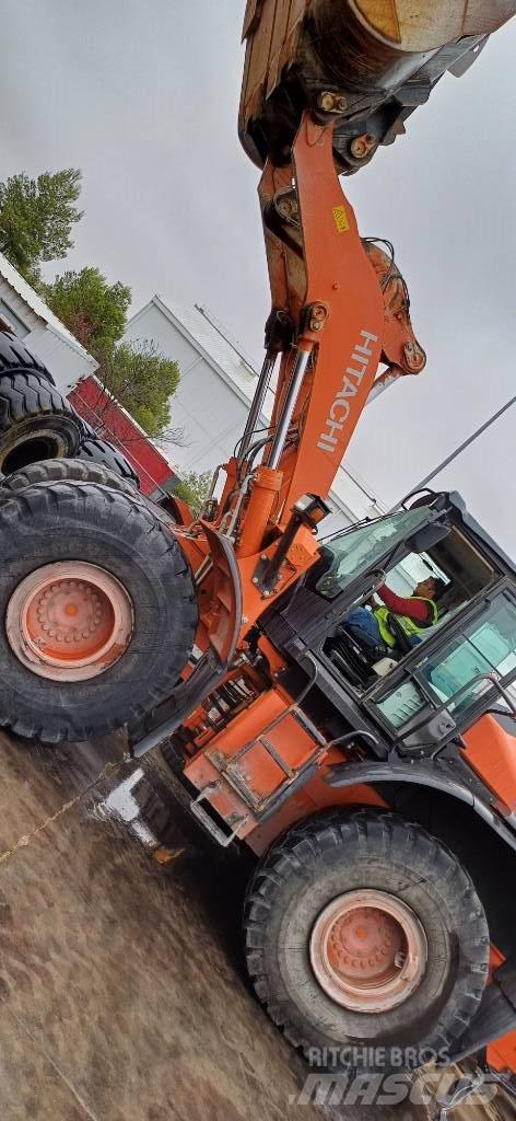 Hitachi ZW 310-6 Kolové nakladače