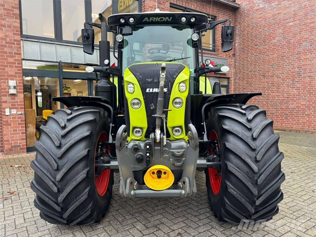 CLAAS Arion 660 Traktory