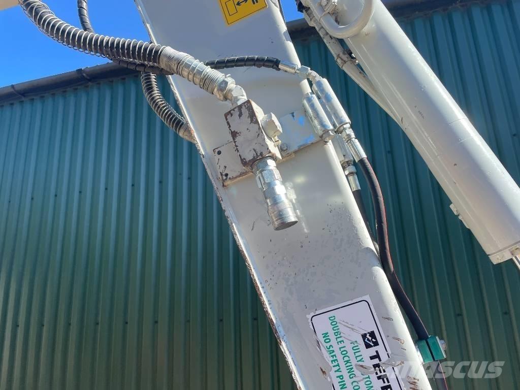 Takeuchi TB 250 Mini rýpadla < 7t