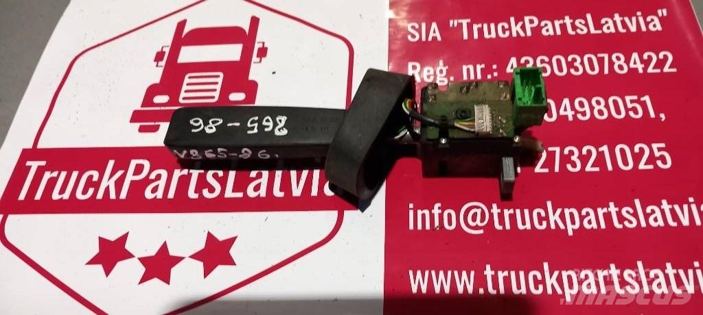Volvo FH 12.  3944025 Kabiny a interiér