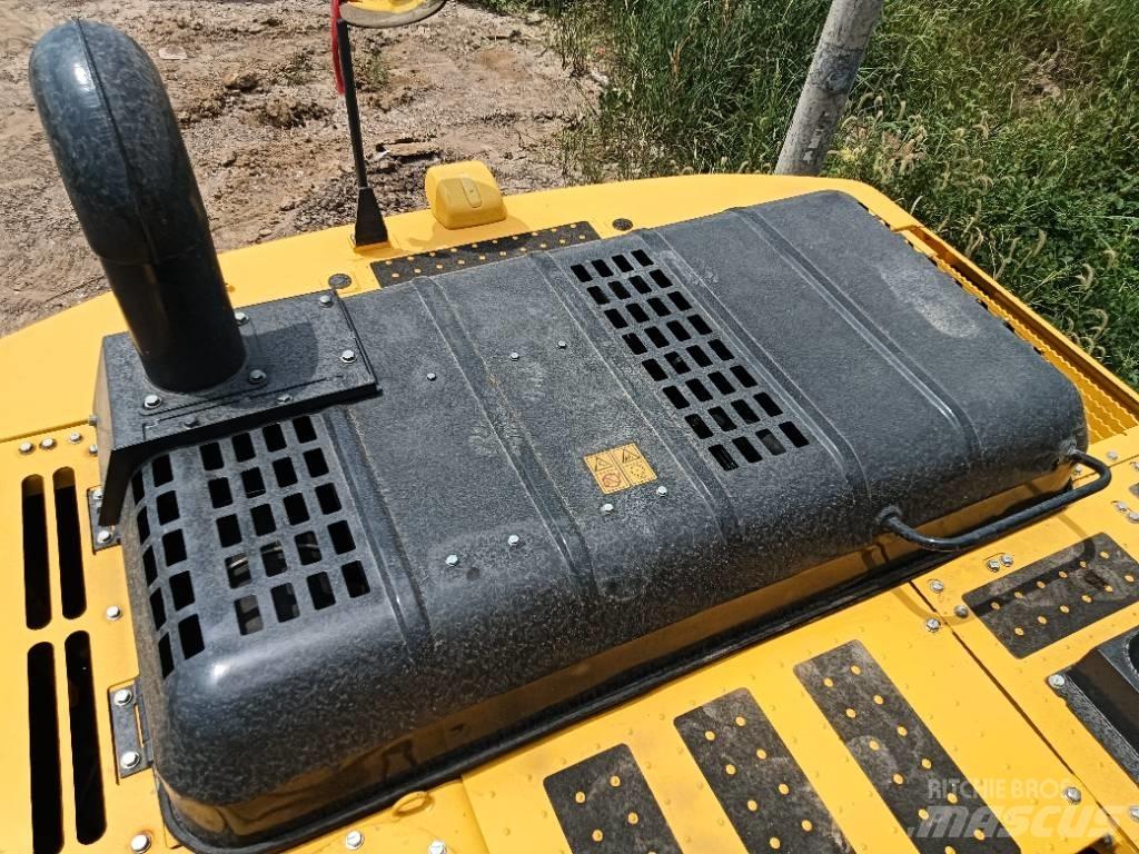 Komatsu PC 240 Pásová rýpadla