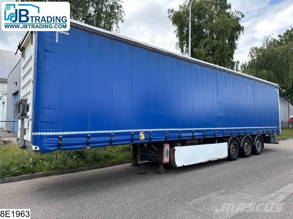 Fruehauf Tautliner Plachtové návěsy