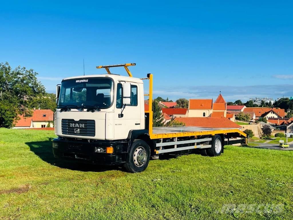 MAN ME 220 B Nákladní vozy na přepravu automobilů