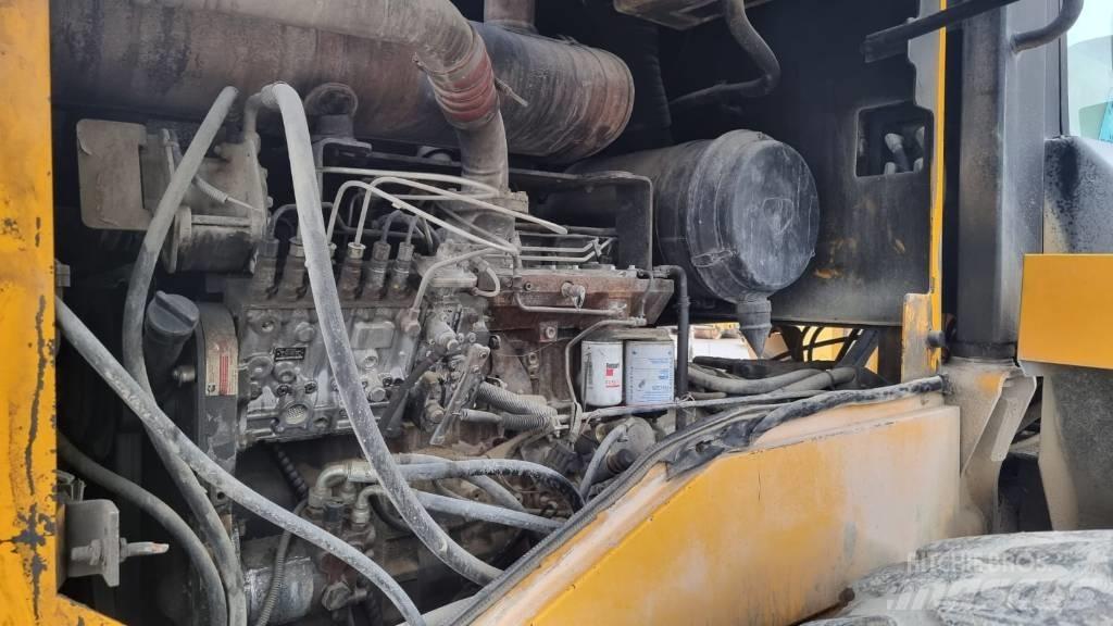 JCB 456 Kolové nakladače