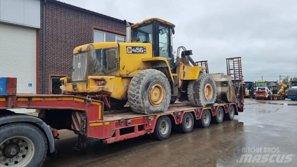 JCB 456 Kolové nakladače