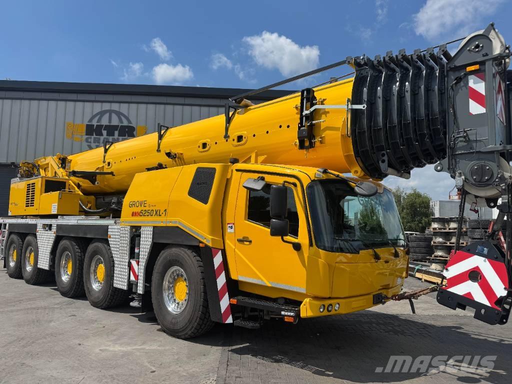 Grove GMK 5250 XL-1 Univerzální terénní jeřáby