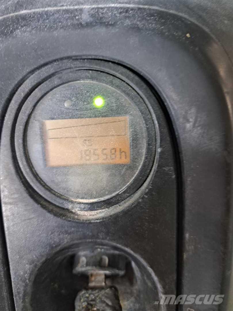 Linde T16 Ručně vedené vysokozdvižné vozíky