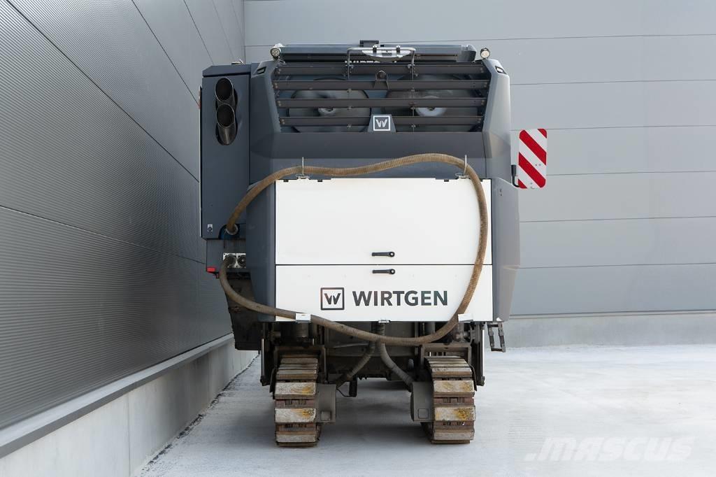 Wirtgen W 220 FI Recykléry za studena