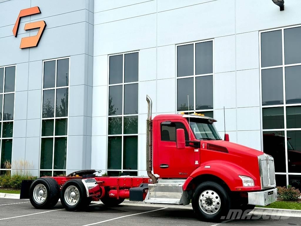 Kenworth T 880 Tahače